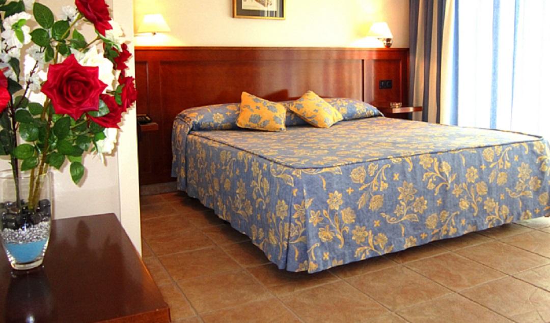 Hotel Rambla Бенидорм Экстерьер фото