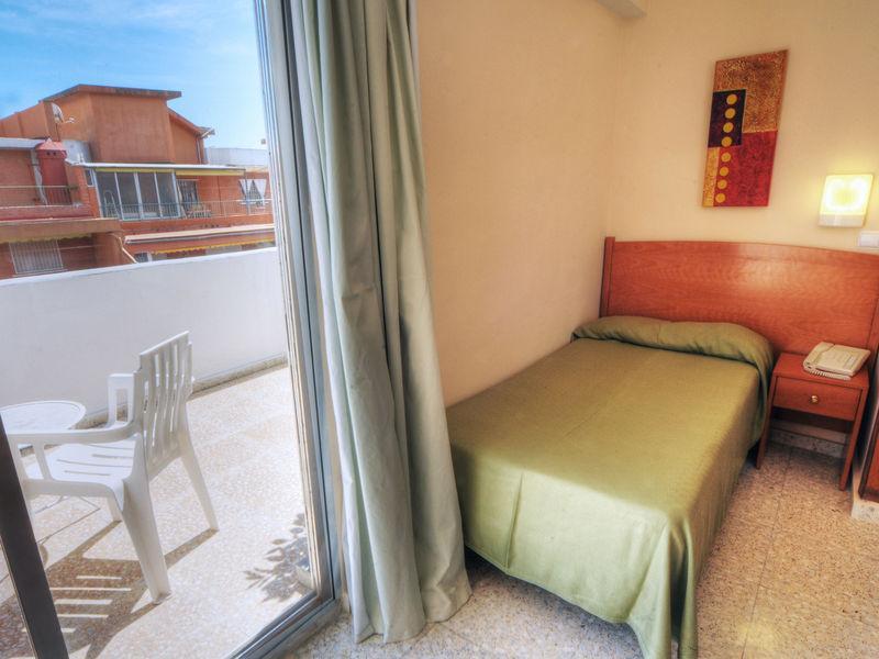 Hotel Rambla Бенидорм Экстерьер фото