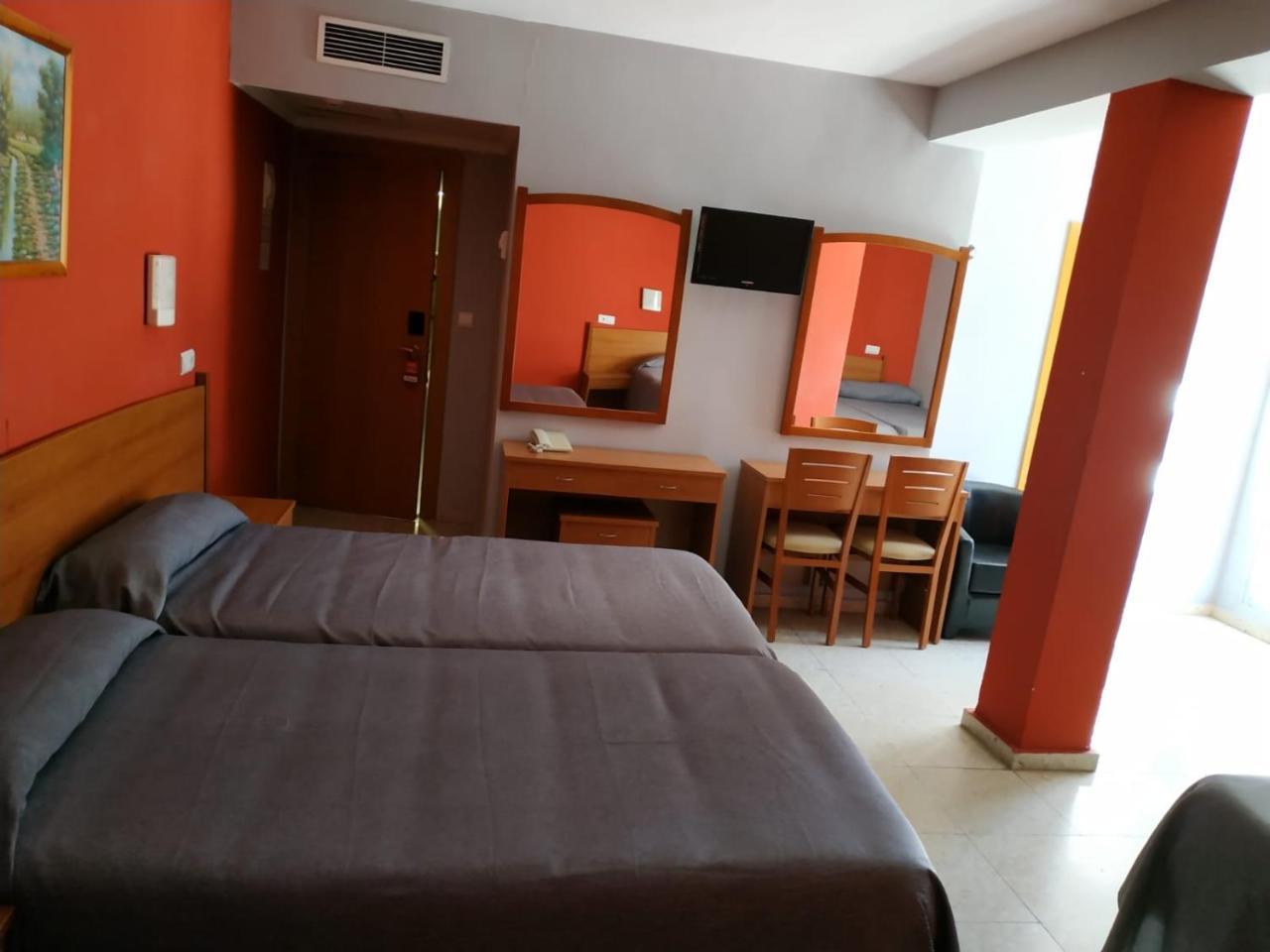 Hotel Rambla Бенидорм Экстерьер фото